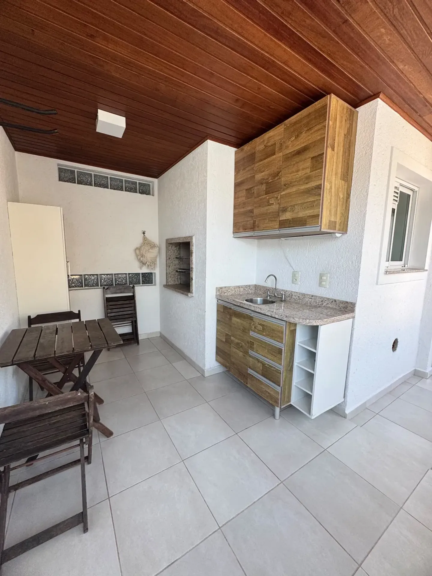 2-bedroom apartment in a building with a pool — photo 22
