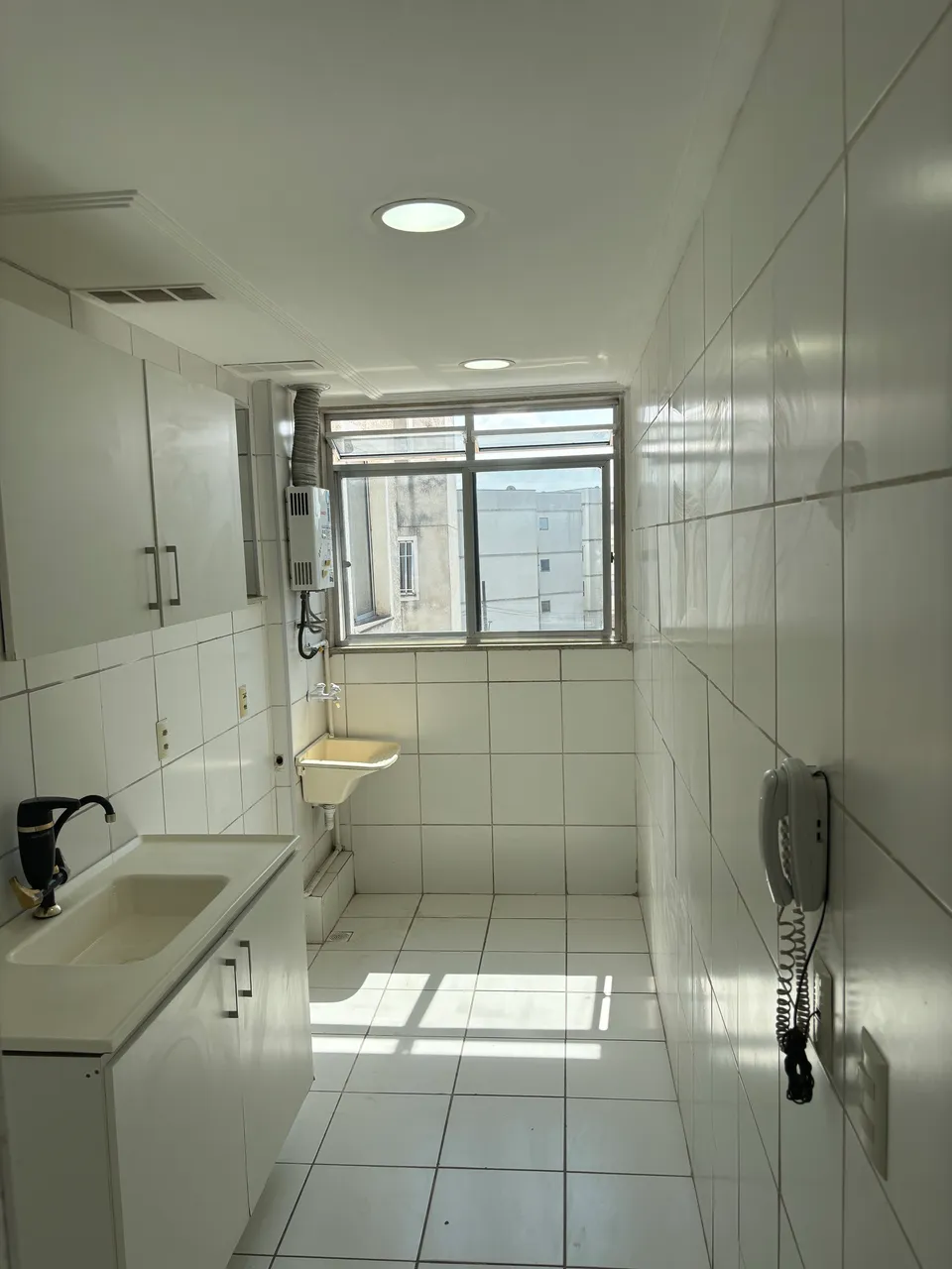 Квартира з 3 спальнями, 1 ванною та 1 паркомісцем — photo 12