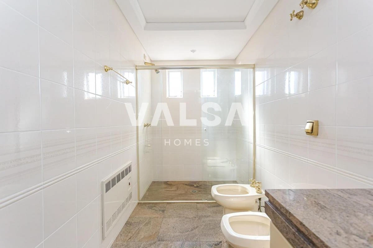 Ванна та 4 спальні: квартира 441 м² — photo 35