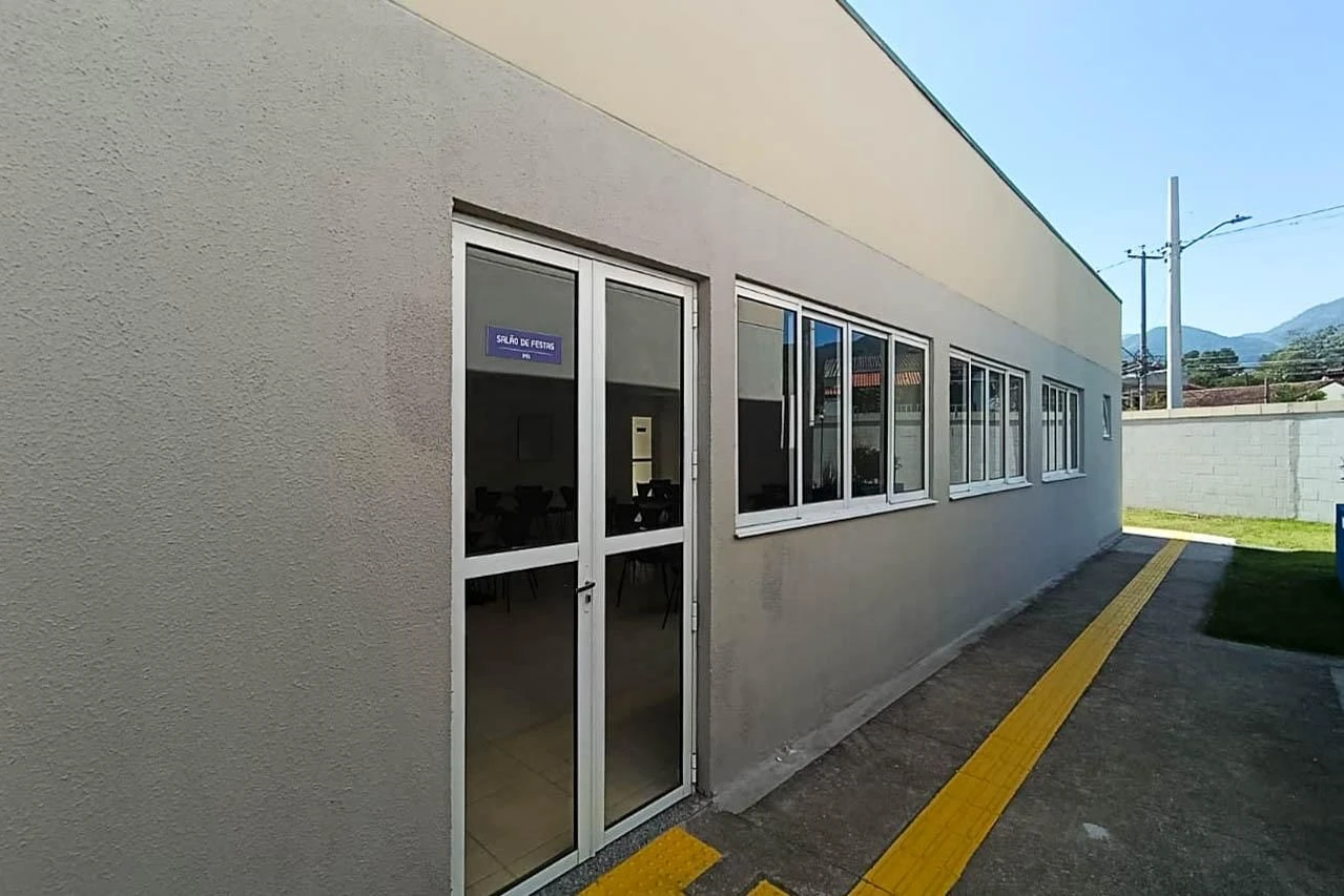 Apartamento de 2 quartos em condomínio com academia — photo 19
