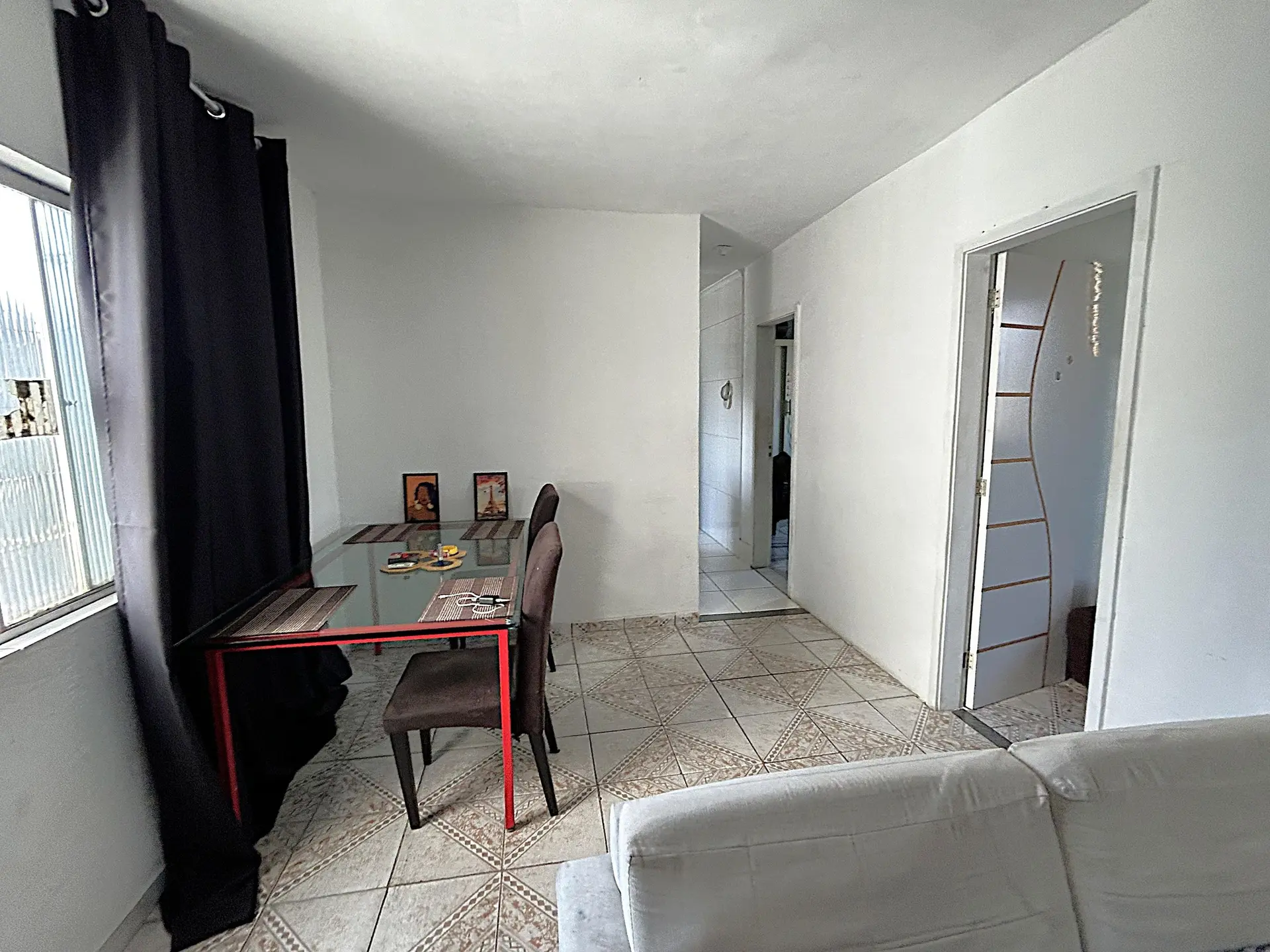 Furnished 2-bedroom apartment with building party room — photo 23