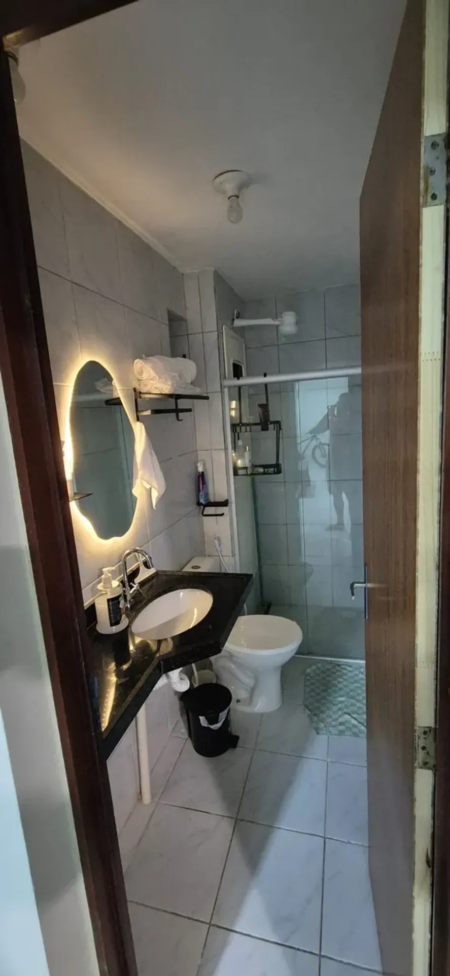 3-bedroom apartment with a washing machine — photo 11