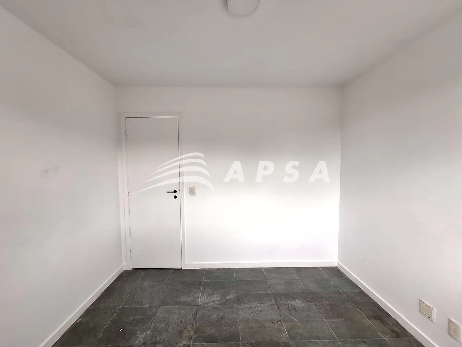 Квартира: 3 спальни, 1 со своей ванной, 84 м² — photo 6