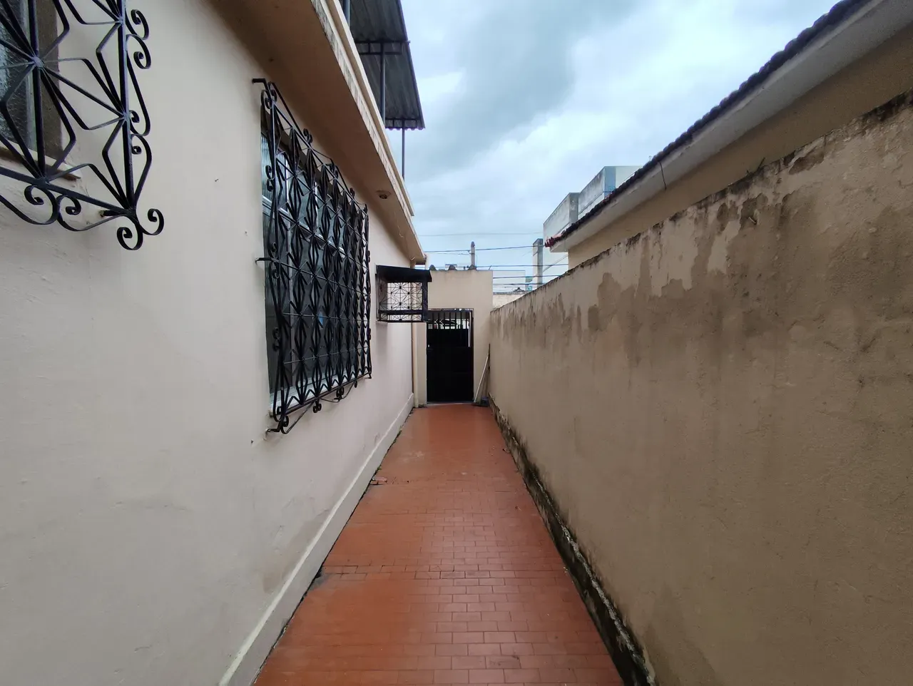 House with 3 bedrooms and 3 bathrooms, 1 parking spot — photo 24