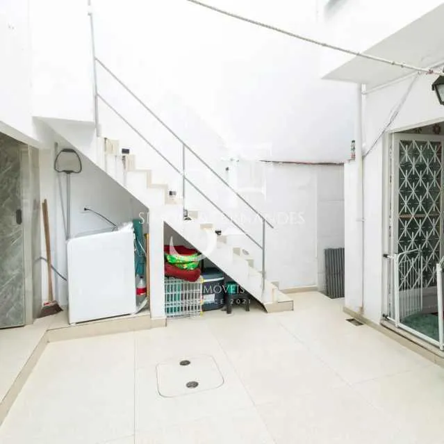 4-bedroom house with a bathtub in Rio de Janeiro — photo 2