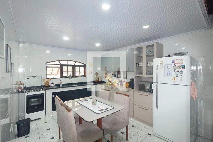 2-bedroom house with a grill on the balcony — photo 6