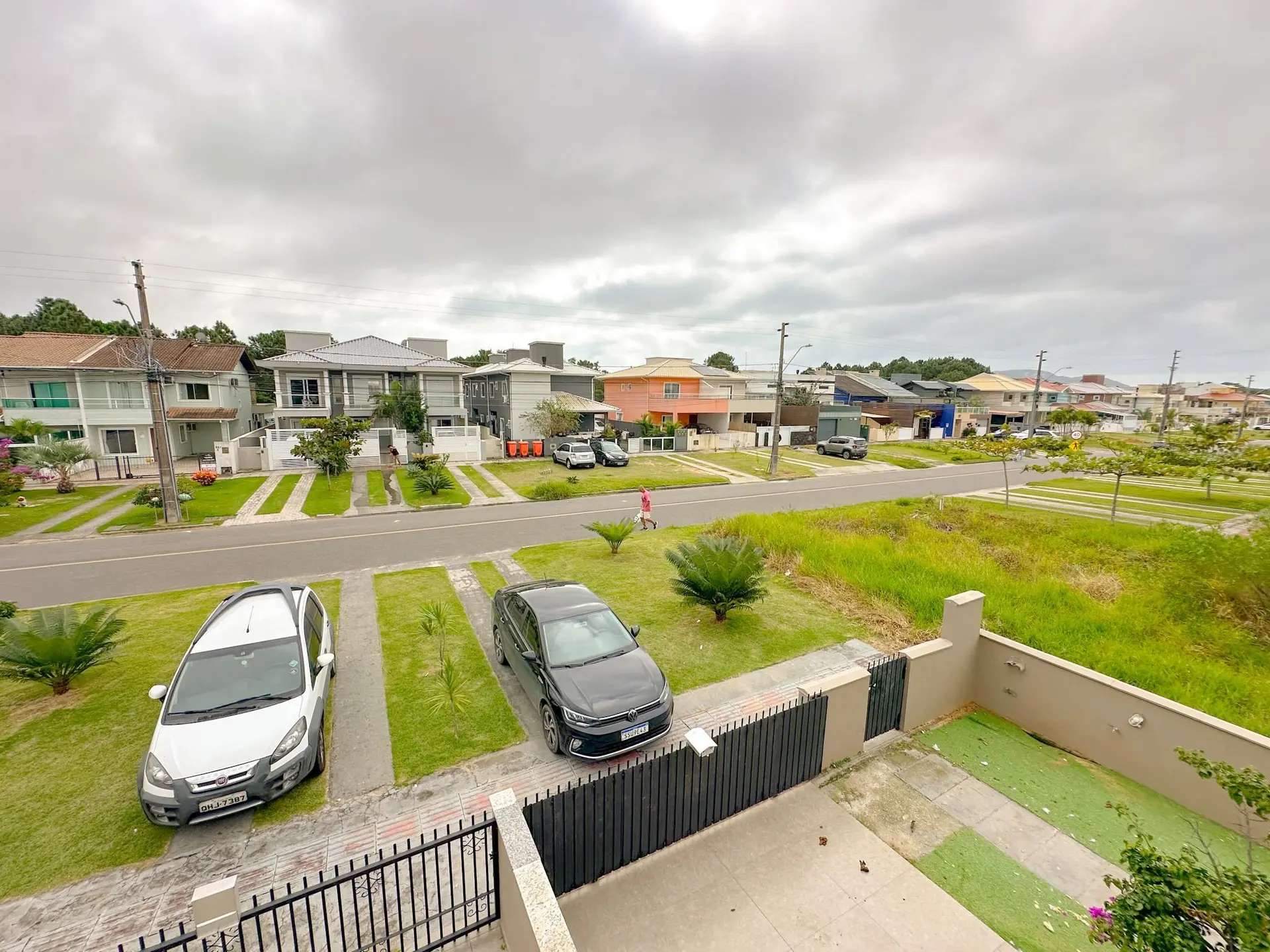 Garden in a 4-bedroom house, 194 m² — photo 51