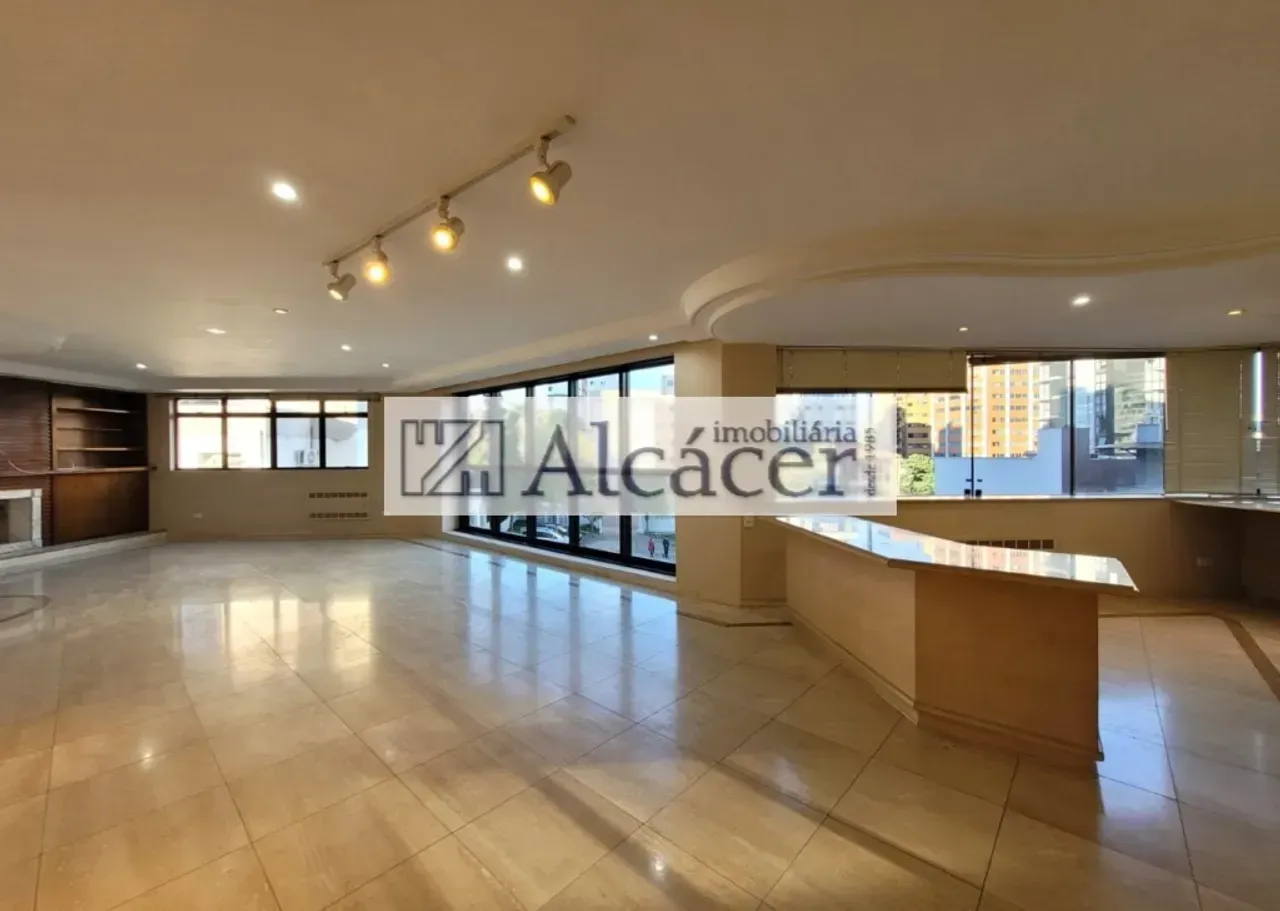 236 m² apartment with 2 en-suites and private BBQ — photo 3