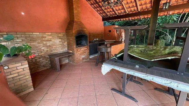 Furnished house, 395 m², with a glass-enclosed balcony — photo 41