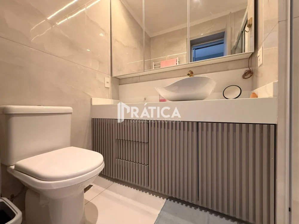 4-bedroom apartment with 5 bathrooms — photo 14