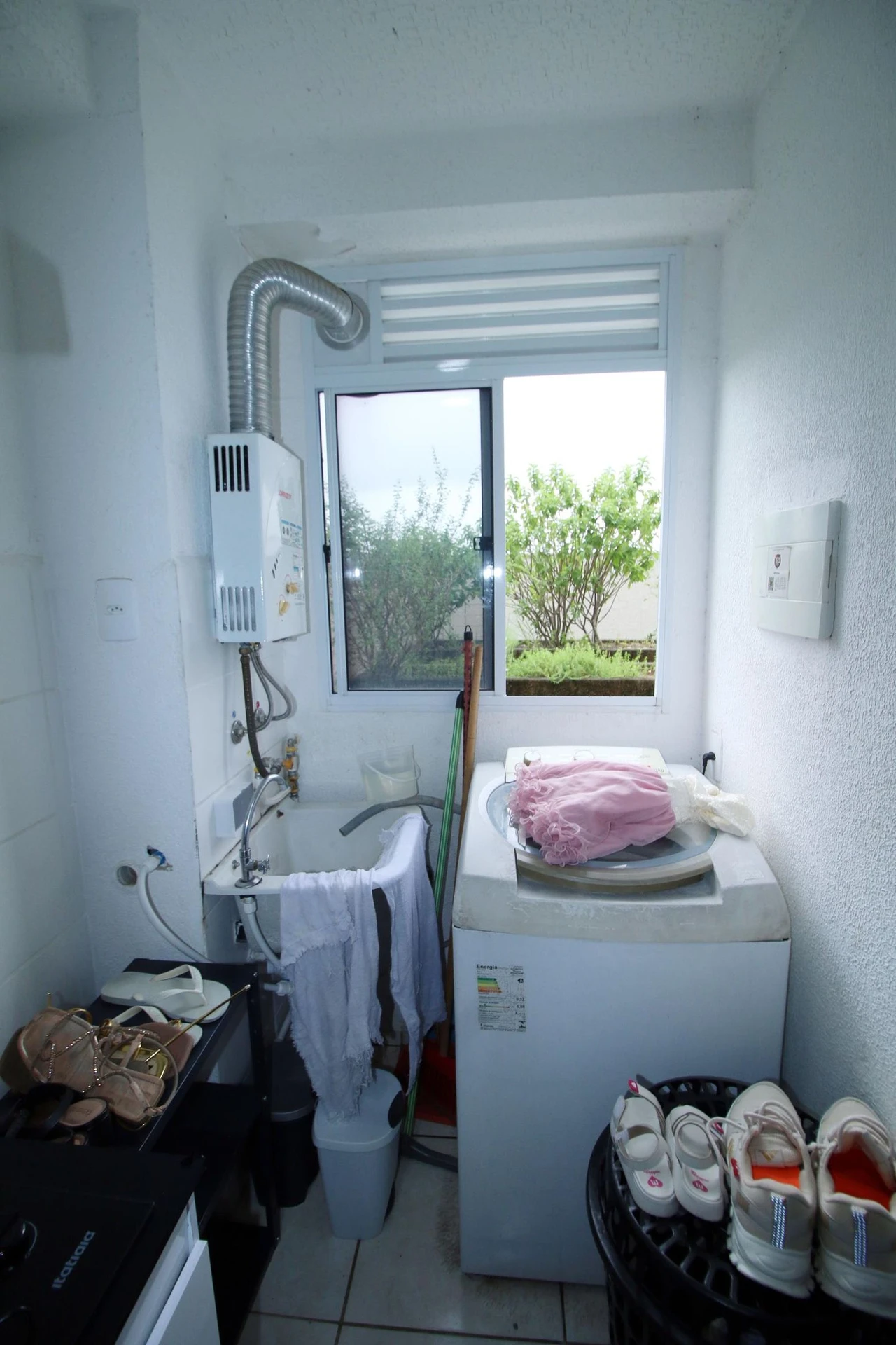 2-bedroom apartment with a washing machine — photo 8