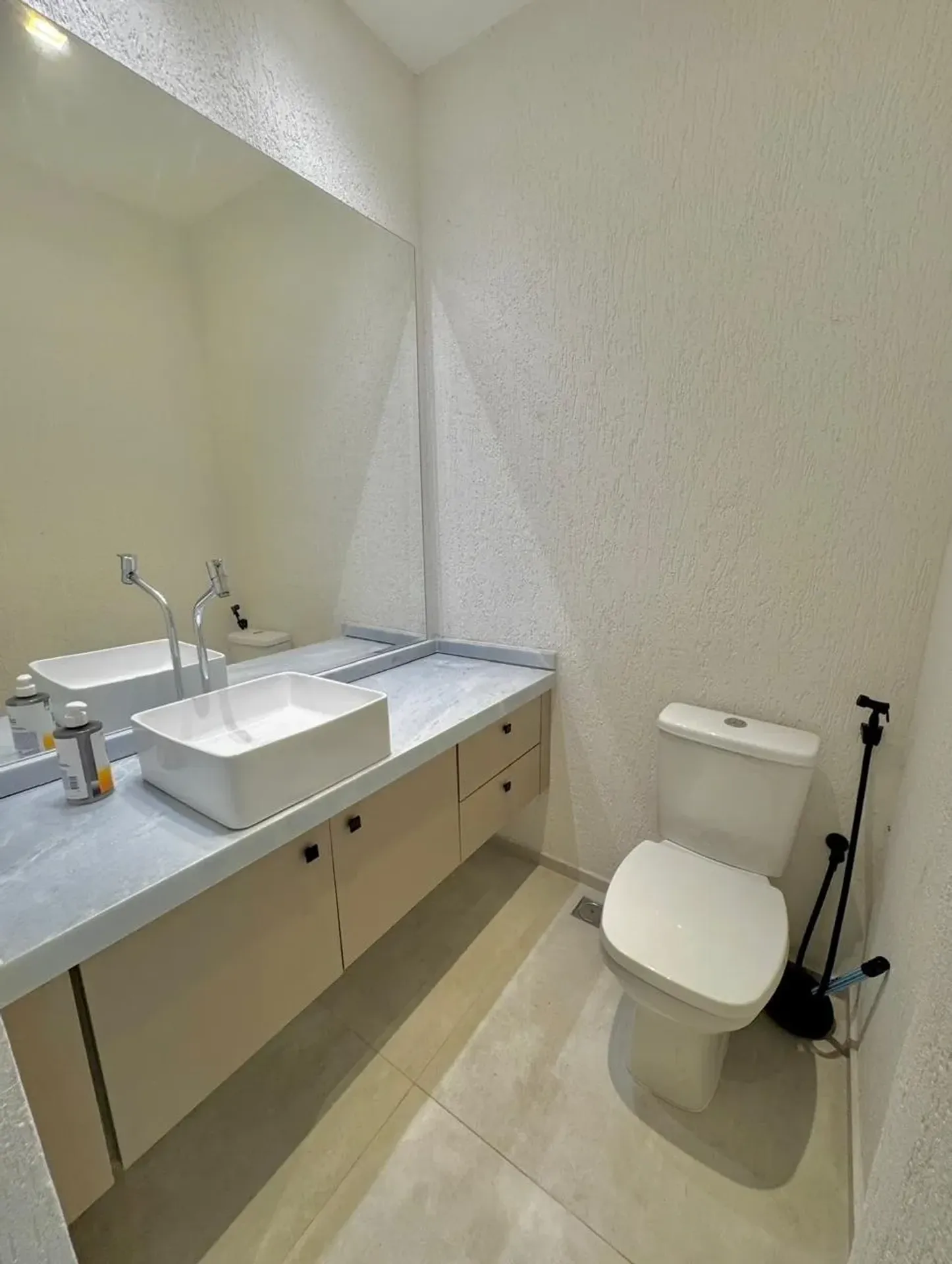 Casa com 5 quartos e 5 banheiros — photo 42