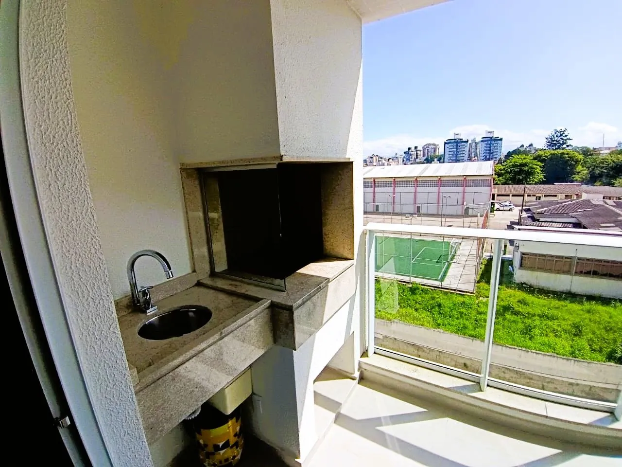 Furnished 96 m² apartment with private BBQ — photo 10