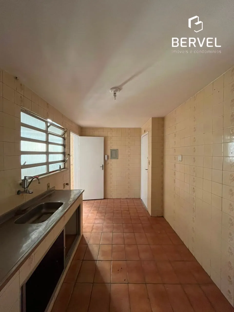 Apartment with 3 bedrooms, 1 bathroom and parking space — photo 14