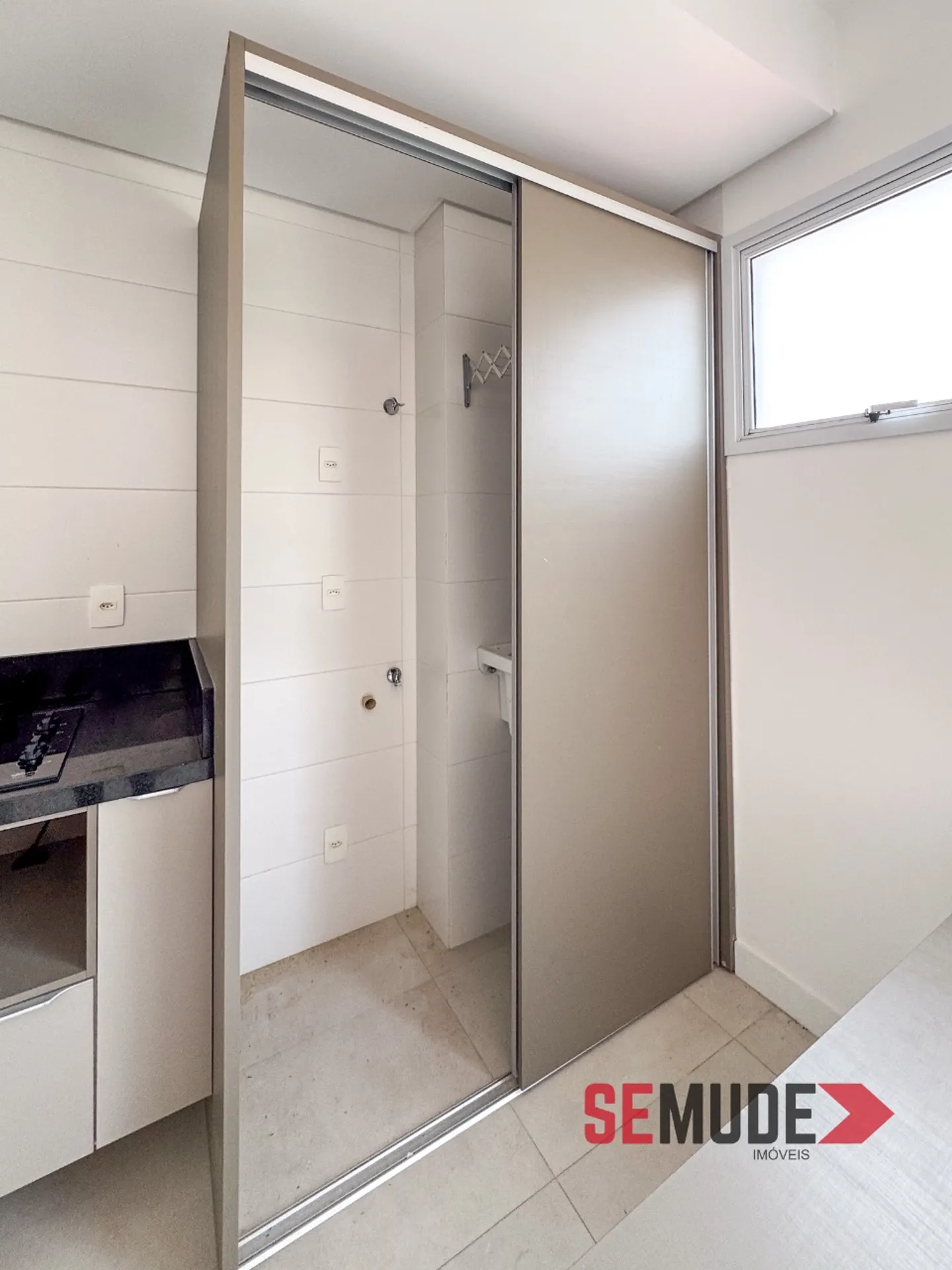 Apartamento mobiliado de 1 dormitório com cozinha integrada — photo 20