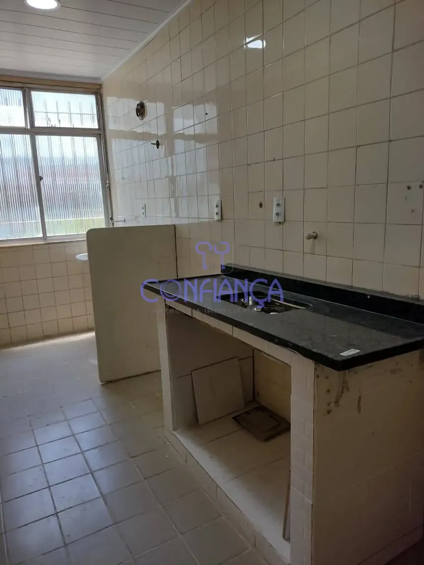 Unfurnished 2-bedroom apartment with 1 bath on the 103rd — photo 2