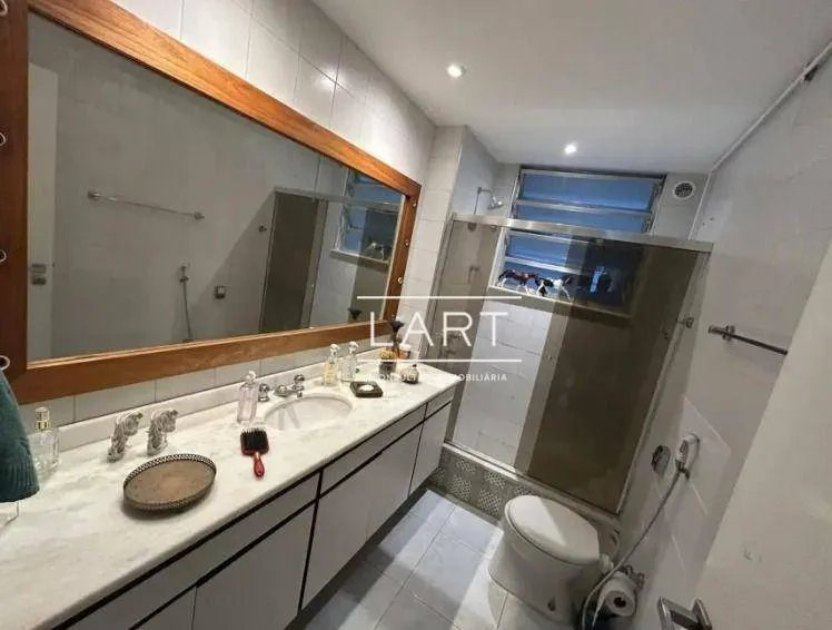 Furnished 3-bedroom apartment with 3 bathrooms — photo 12