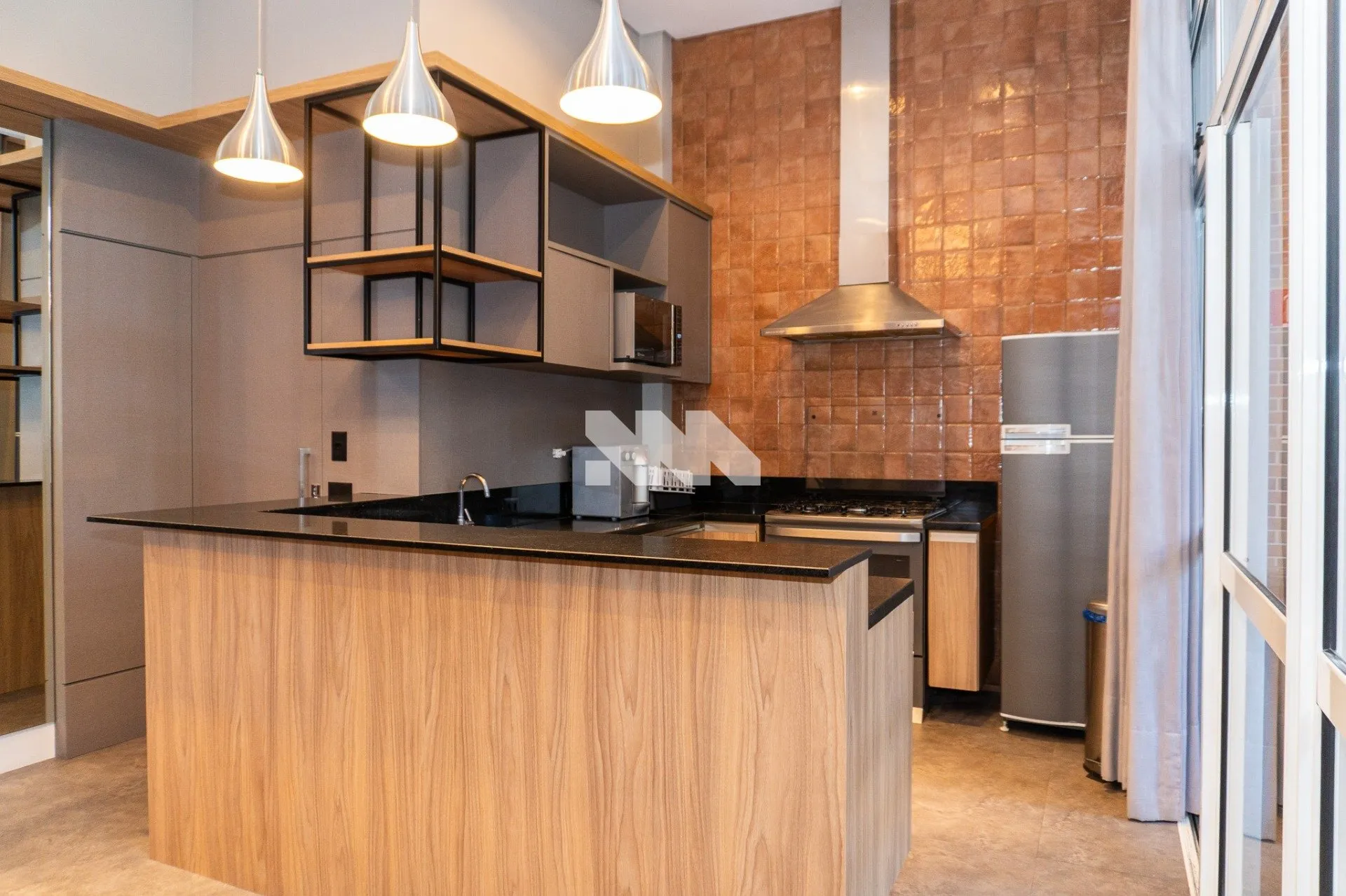 Semi-furnished apartment with 3 bedrooms and balcony grill — photo 16