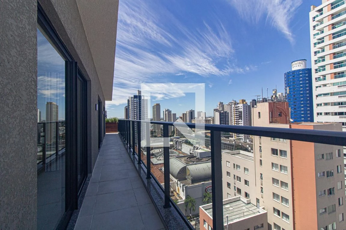 Furnished studio in a building with an indoor pool — photo 21