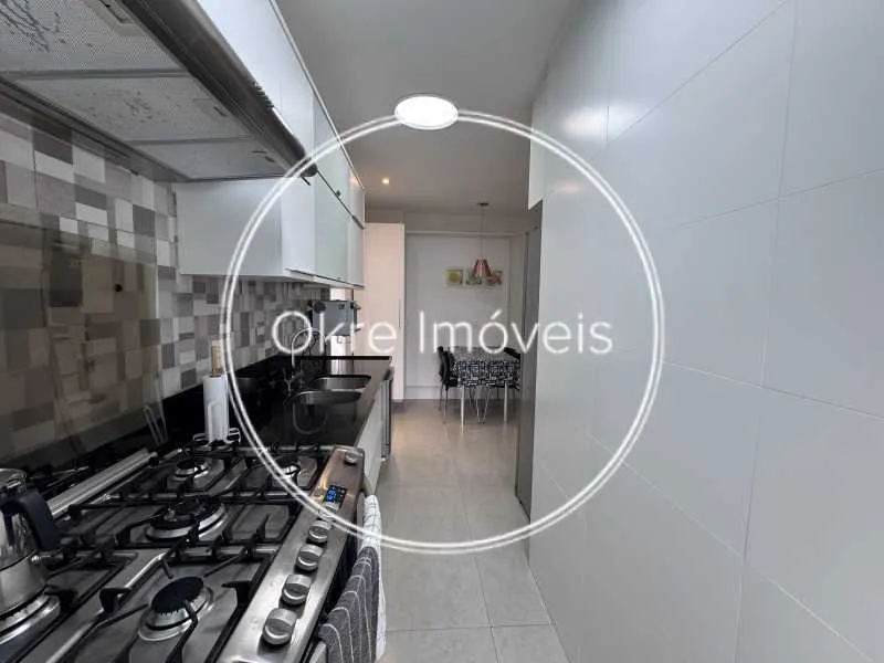 Apartamento mobiliado com 3 quartos e 3 banheiros — photo 23
