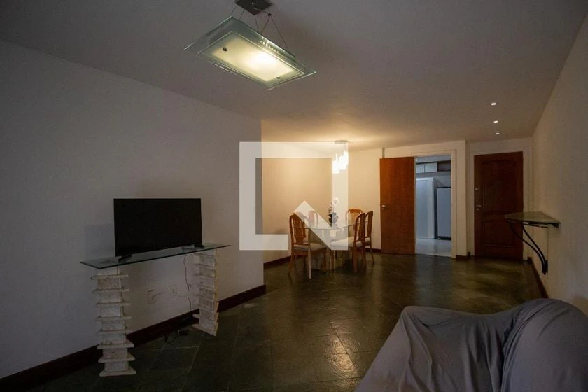 200 m² apartment with 3 bedrooms and 2 parking spaces — photo 15