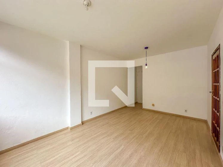 2-bedroom apartment with a mountain view — photo 31