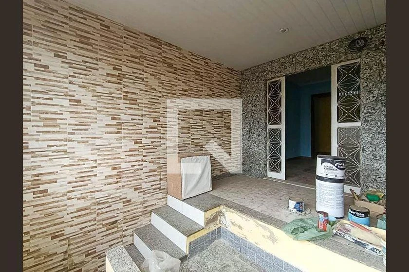 Home office in a 2-bedroom house, 215 m² — photo 45