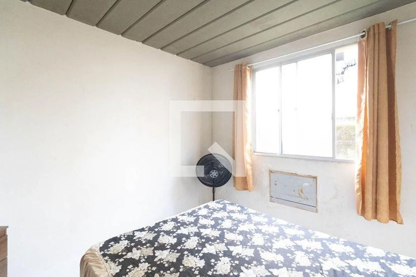2-bedroom apartment in a building with a gym — photo 8