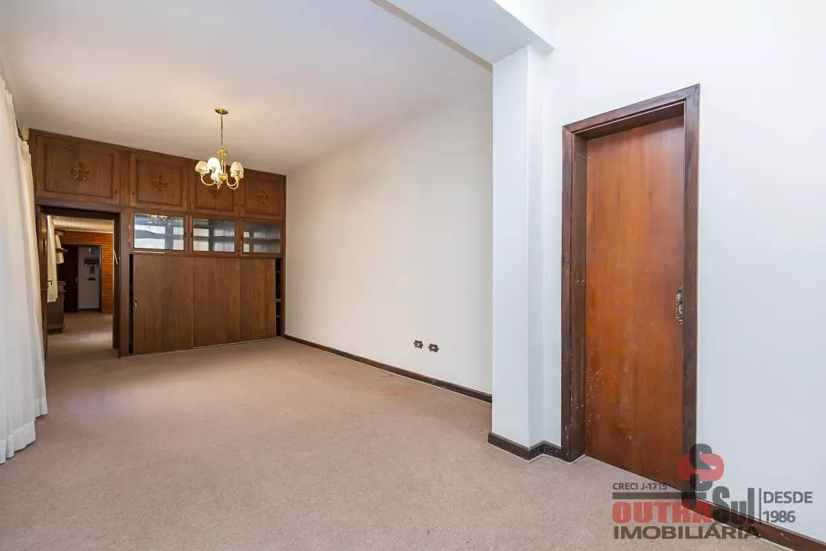 Casa com 2 dormitórios e 4 banheiros para locação — photo 6