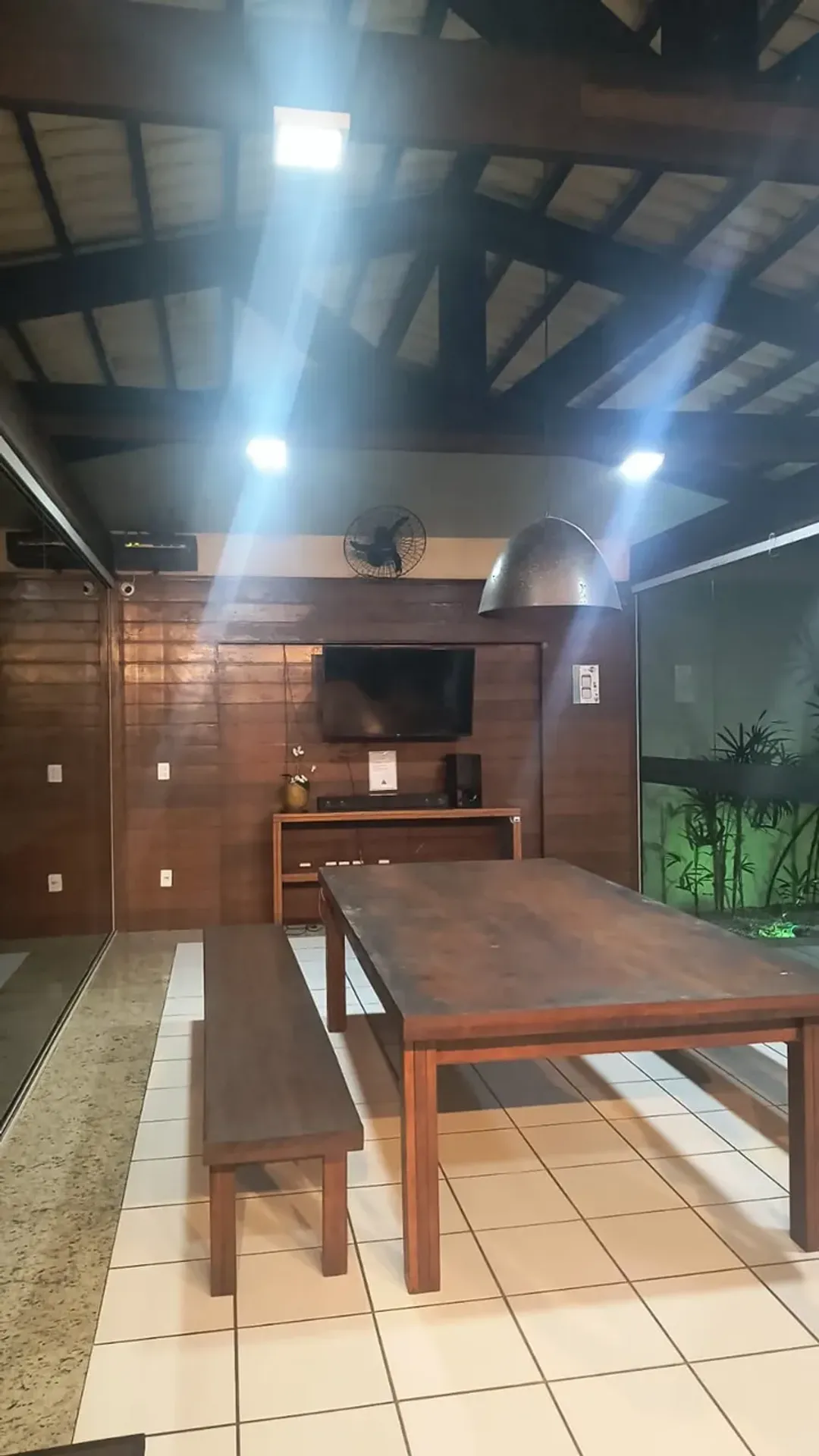 2-bedroom apartment in a building with a coworking space — photo 12