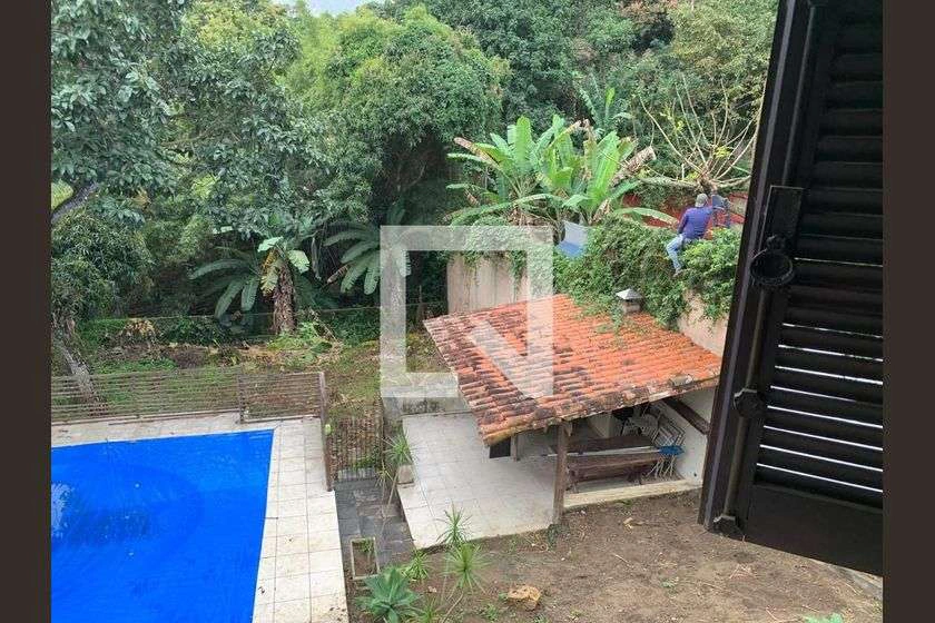 Casa com 4 quartos e 360 m², mobiliada, com 2 vagas — photo 6