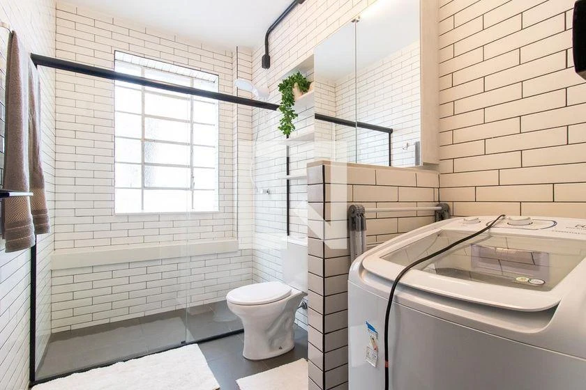 One-bedroom apartment with a washing machine in Curitiba — photo 20