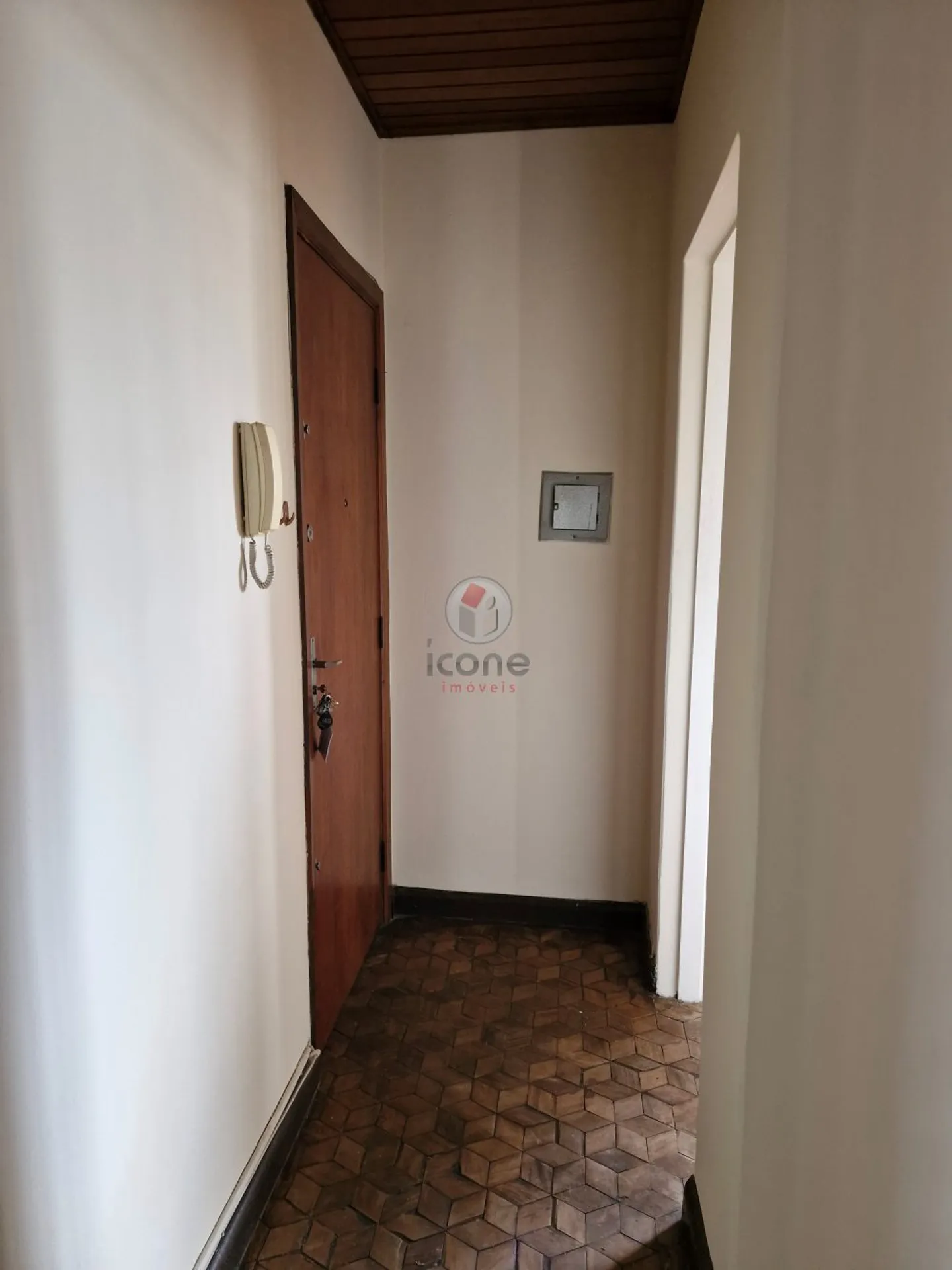 Невмебльована квартира з 2 спальнями та закритою кухнею — photo 18