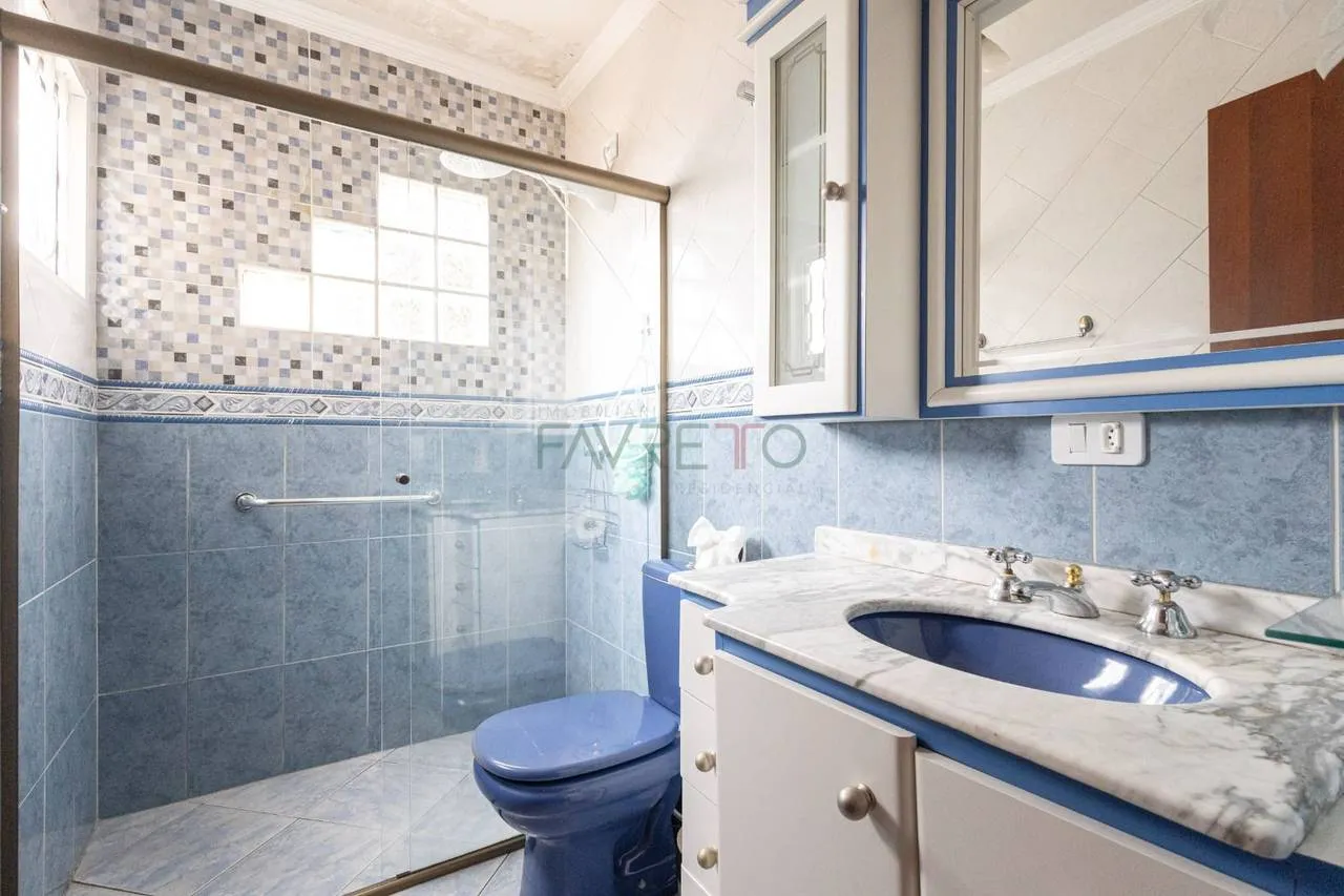 480 m² house with a bathtub and a garden — photo 33