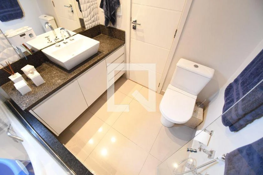 Furnished apartment, 185 m², with a bathtub — photo 39