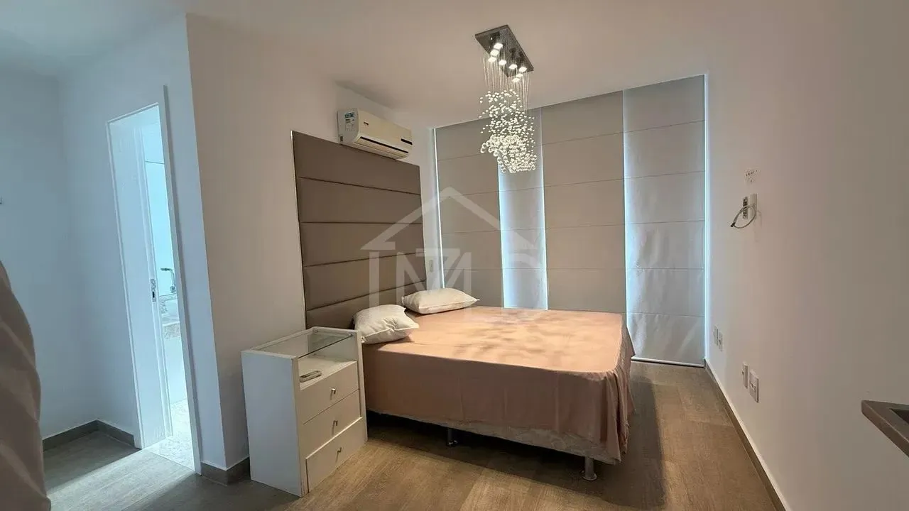 Furnished house with 5 bedrooms and 5 baths, 385 m² — photo 15