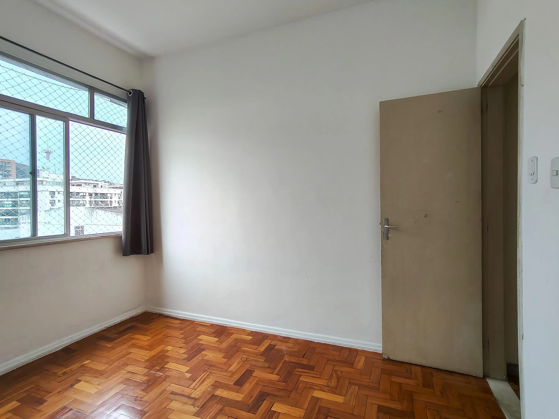 Rental apartment with 2 bedrooms and 2 bathrooms — photo 29