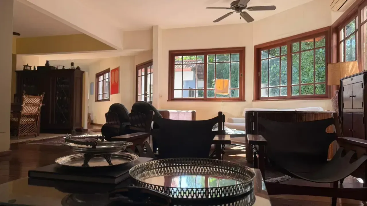 Furnished house with 5 bedrooms and 5 bathrooms — photo 17