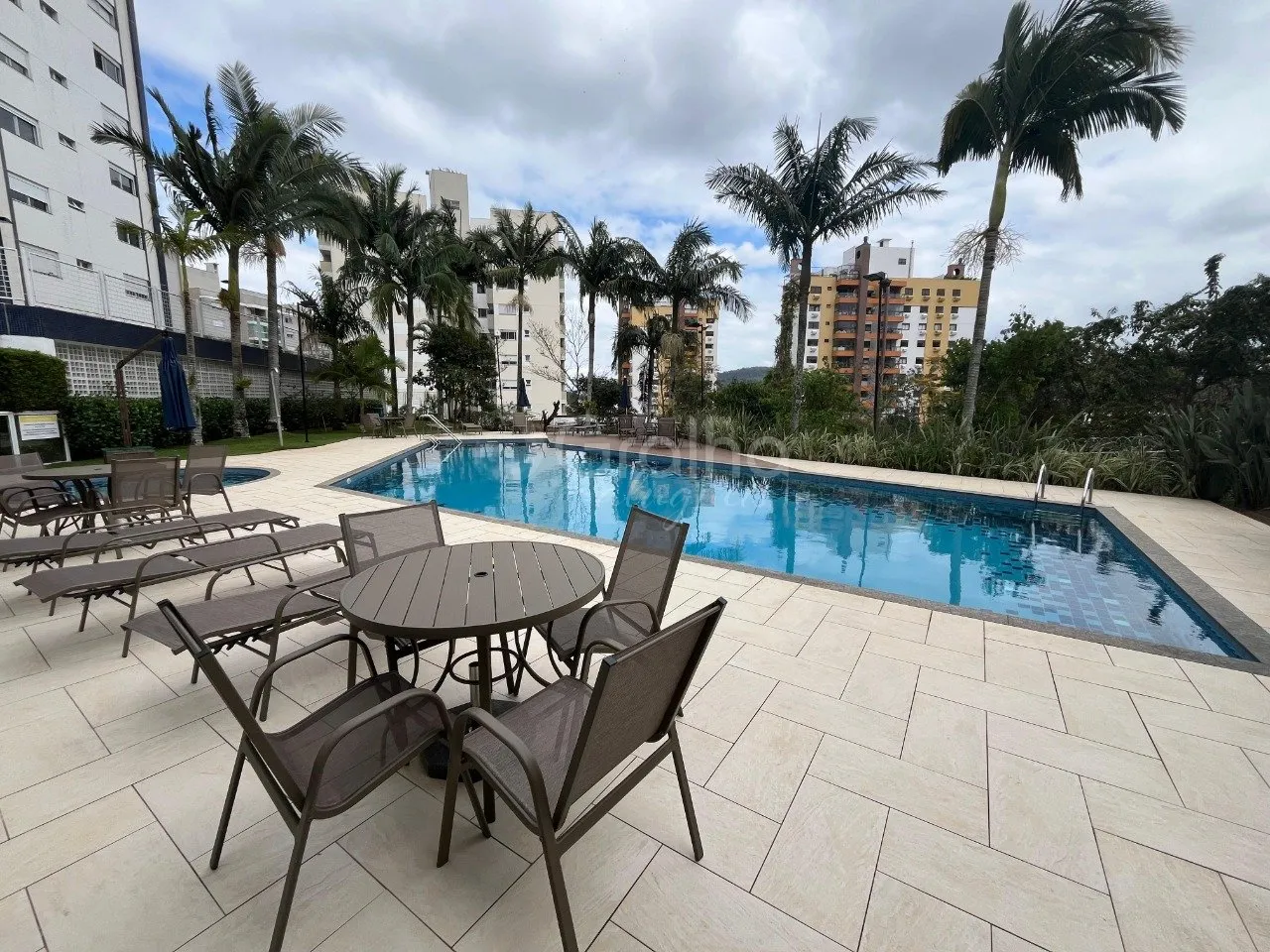 3-bedroom apartment with a home office in Florianópolis — photo 23