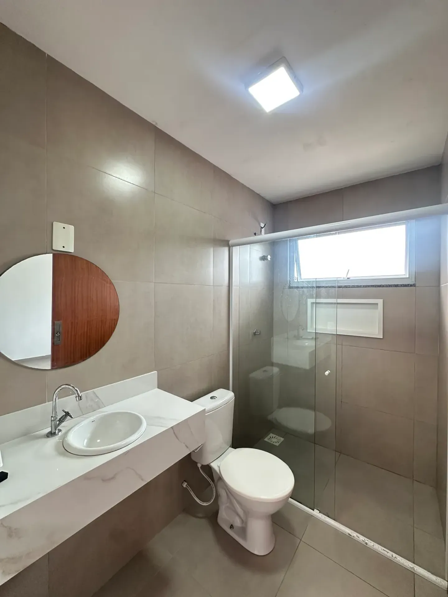 2-bedroom apartment, both with their own bathrooms, 74 m² — photo 19