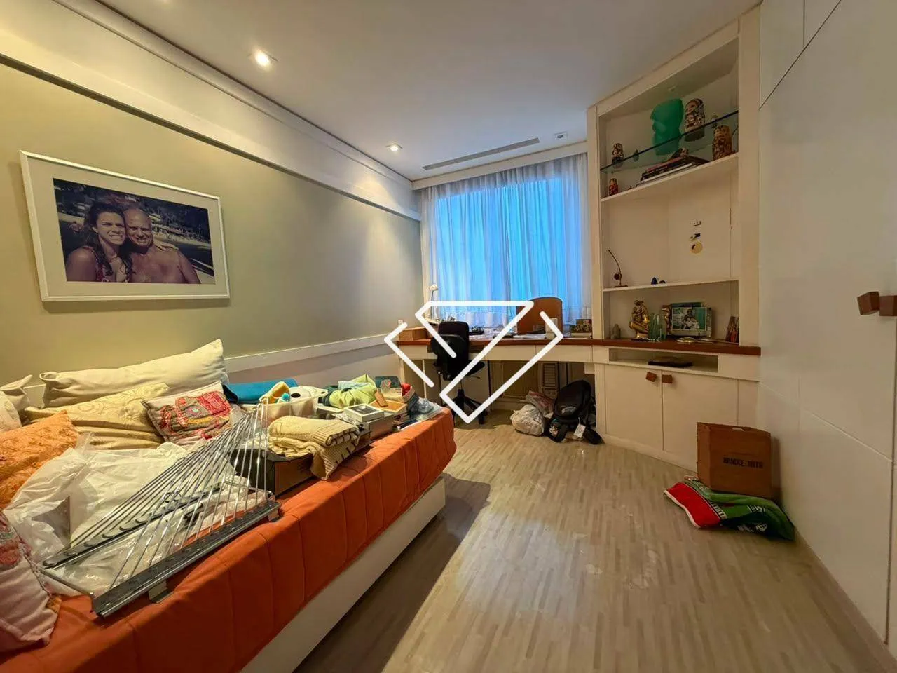 Penthouse with 3 bedrooms, 4 bathrooms and enclosed balcony — photo 43