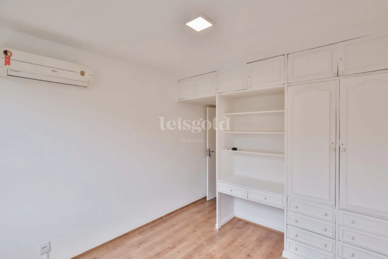 Apartment, 73 m², with wood or laminate floors — photo 16