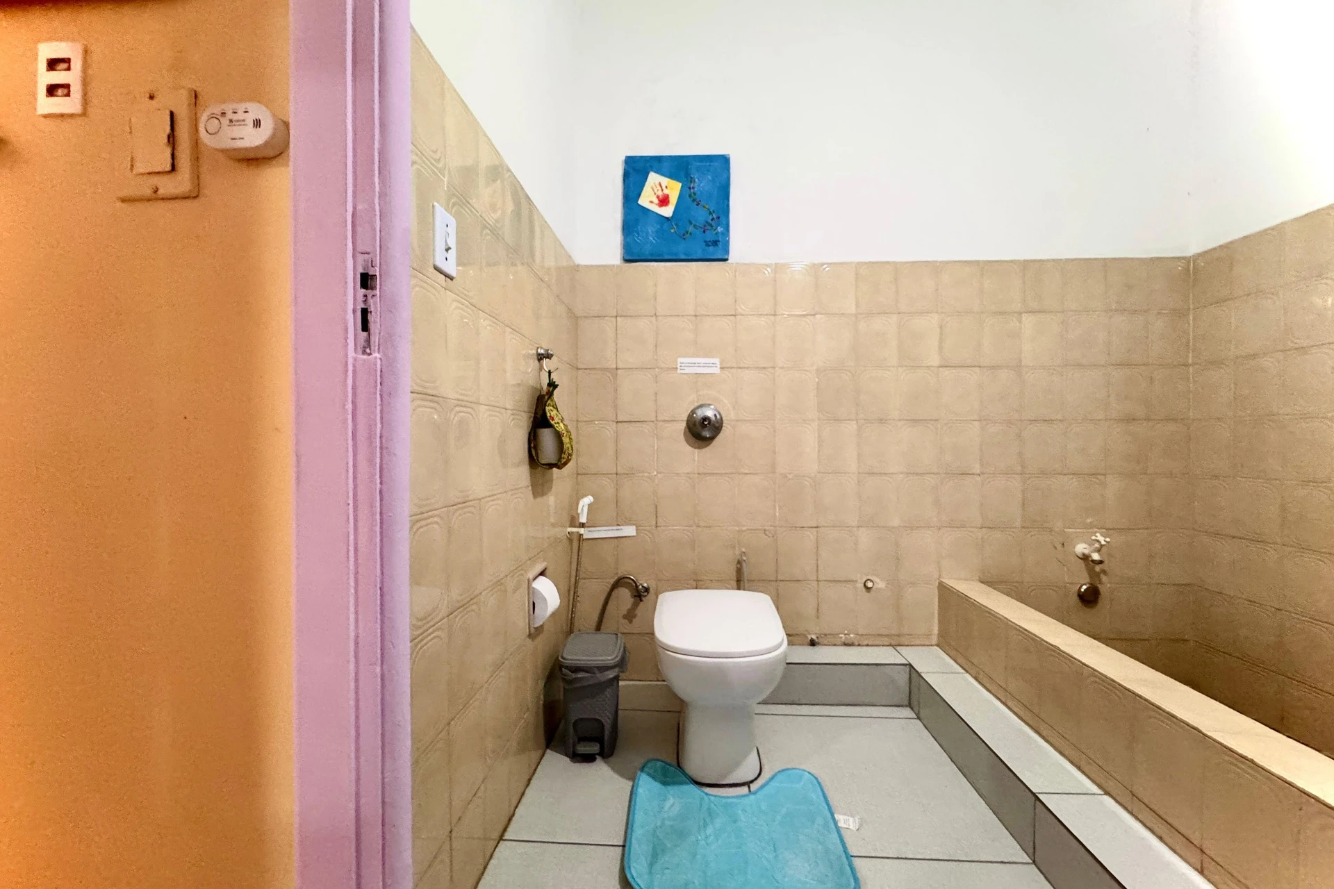 Furnished 1-bedroom apartment with pets allowed — photo 14
