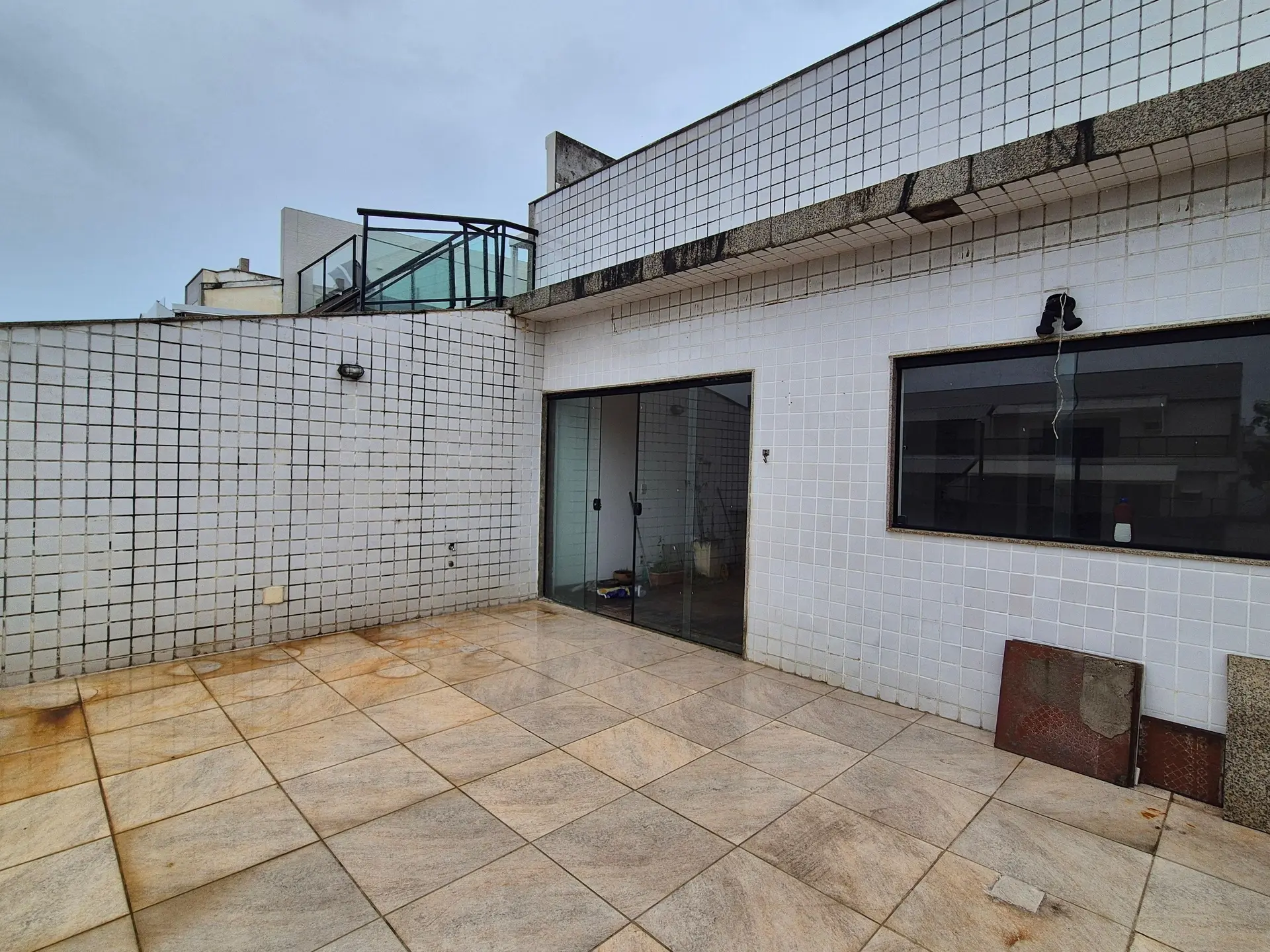 Rental apartment with 4 bedrooms and 3 en-suite baths — photo 10