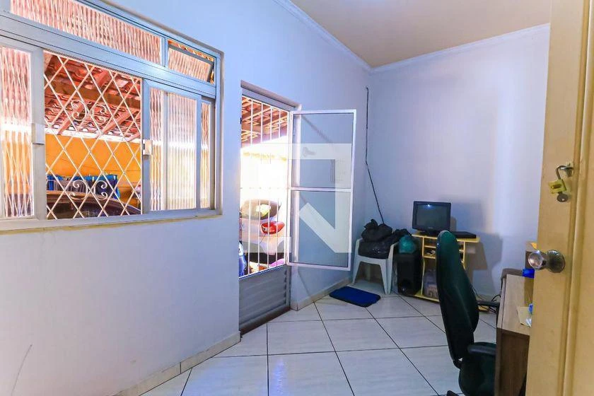 House, 200 m², with a washing machine — photo 15