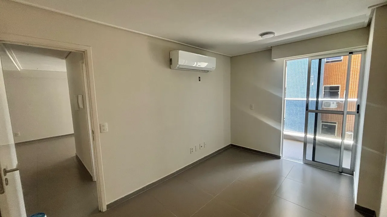 60 m² apartment with a dryer and a washing machine — photo 6