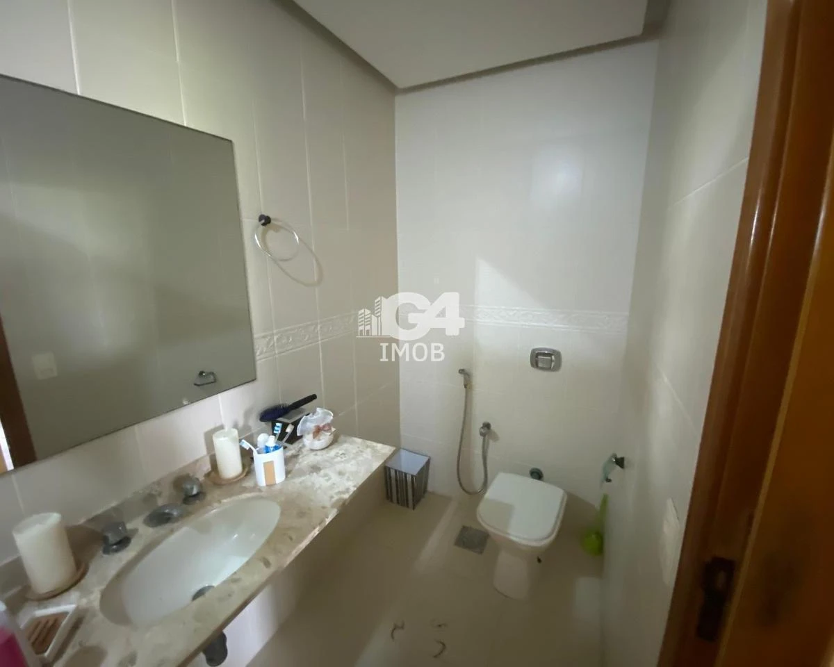 150 m² apartment with 2 bedrooms and 2 bathrooms — photo 16