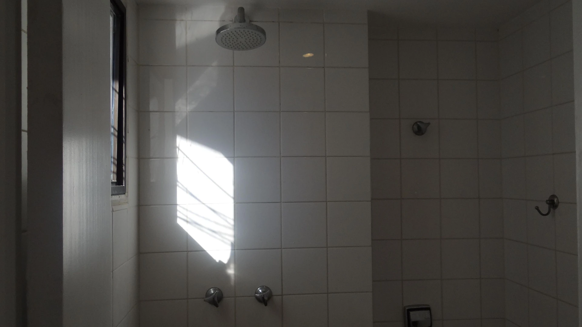 Apartamento sin amueblar con 3 dormitorios y balcón — photo 50