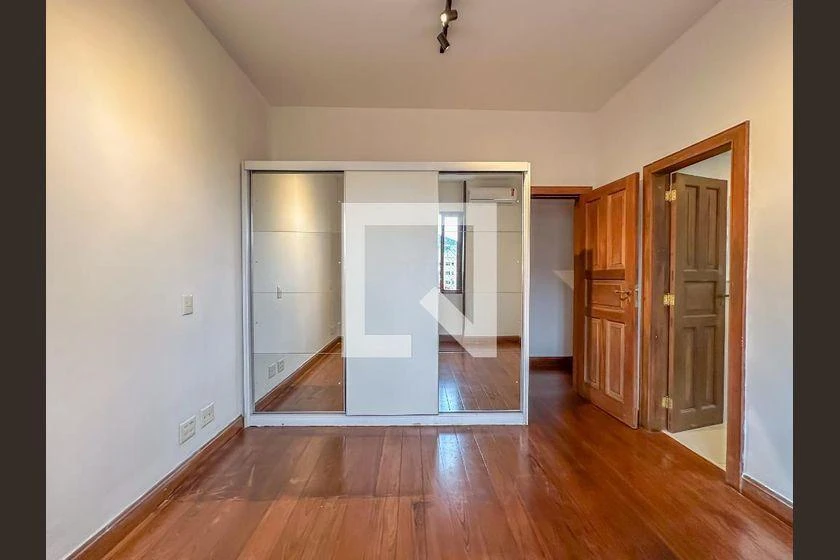 Apartment, 275 m², with a walk-in closet — photo 14