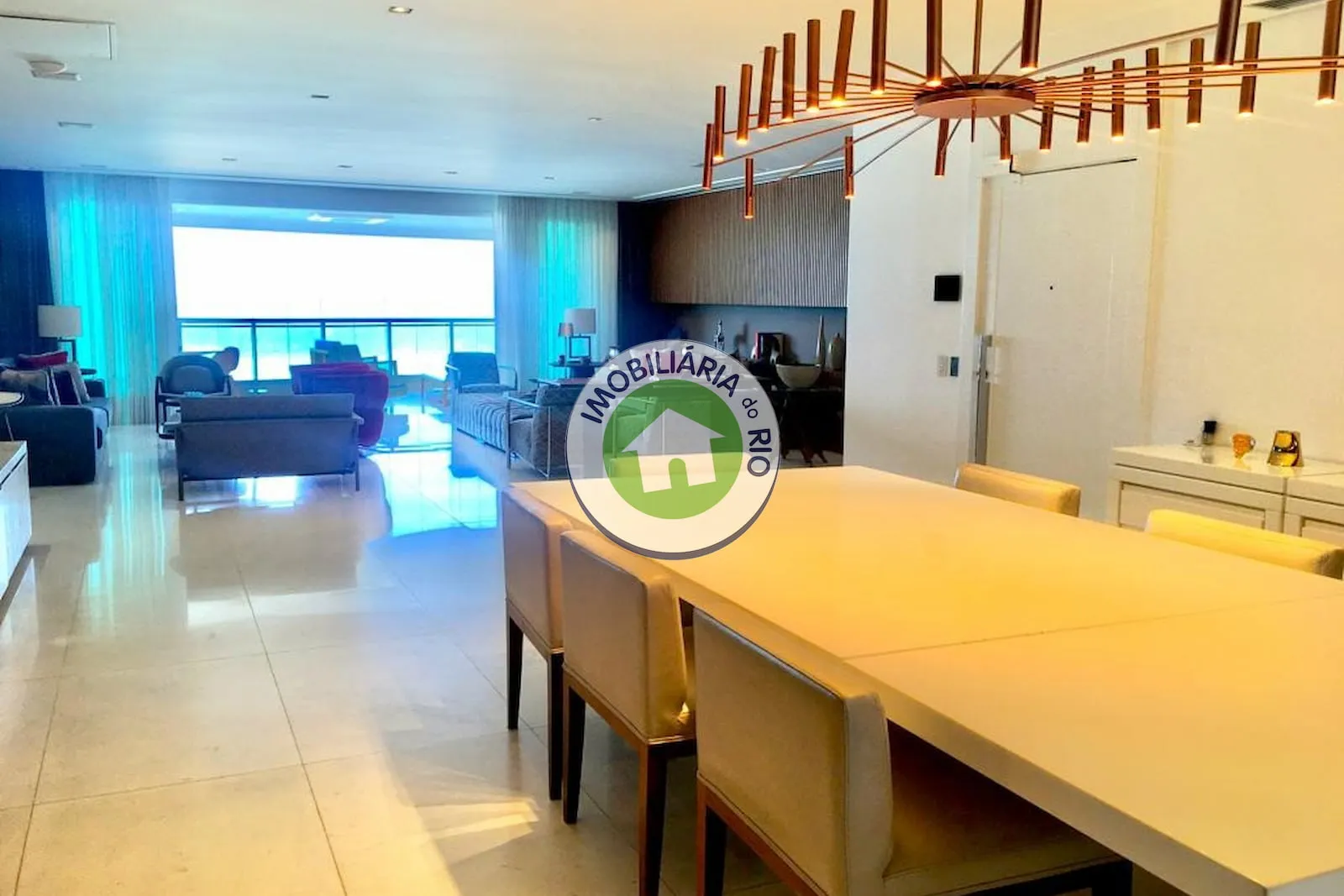Apartamento mobiliado com 3 dormitórios e 5 banheiros — photo 7